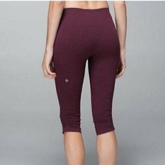 Lululemon In The Flow Crop II Heathered Bordeaux Drama Leggings Size 10 - Picture 8 of 8